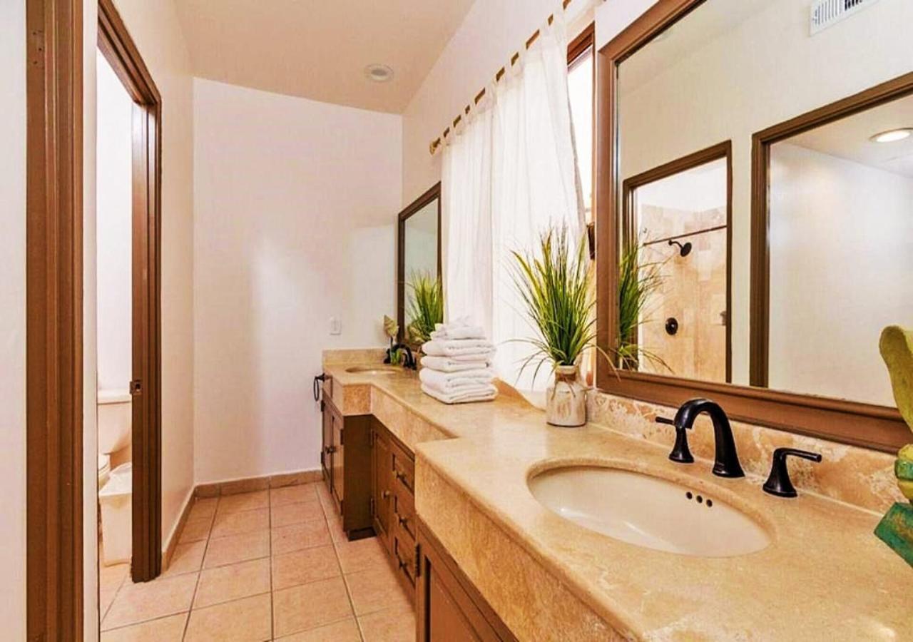 Right On The Beach! Rocky Point Condo Rental - 2 Bedroom Penthouse Beachfront Εξωτερικό φωτογραφία
