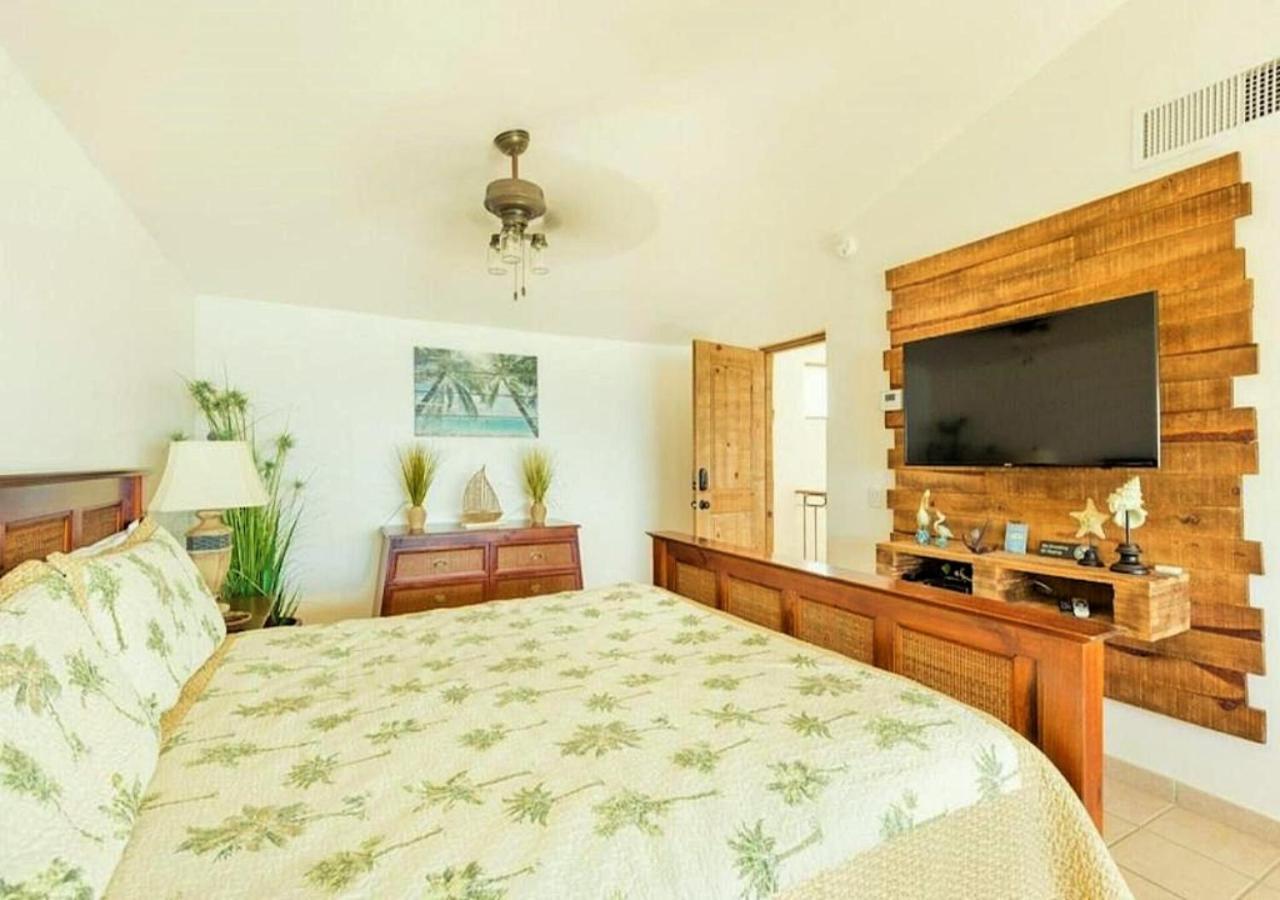 Right On The Beach! Rocky Point Condo Rental - 2 Bedroom Penthouse Beachfront Εξωτερικό φωτογραφία