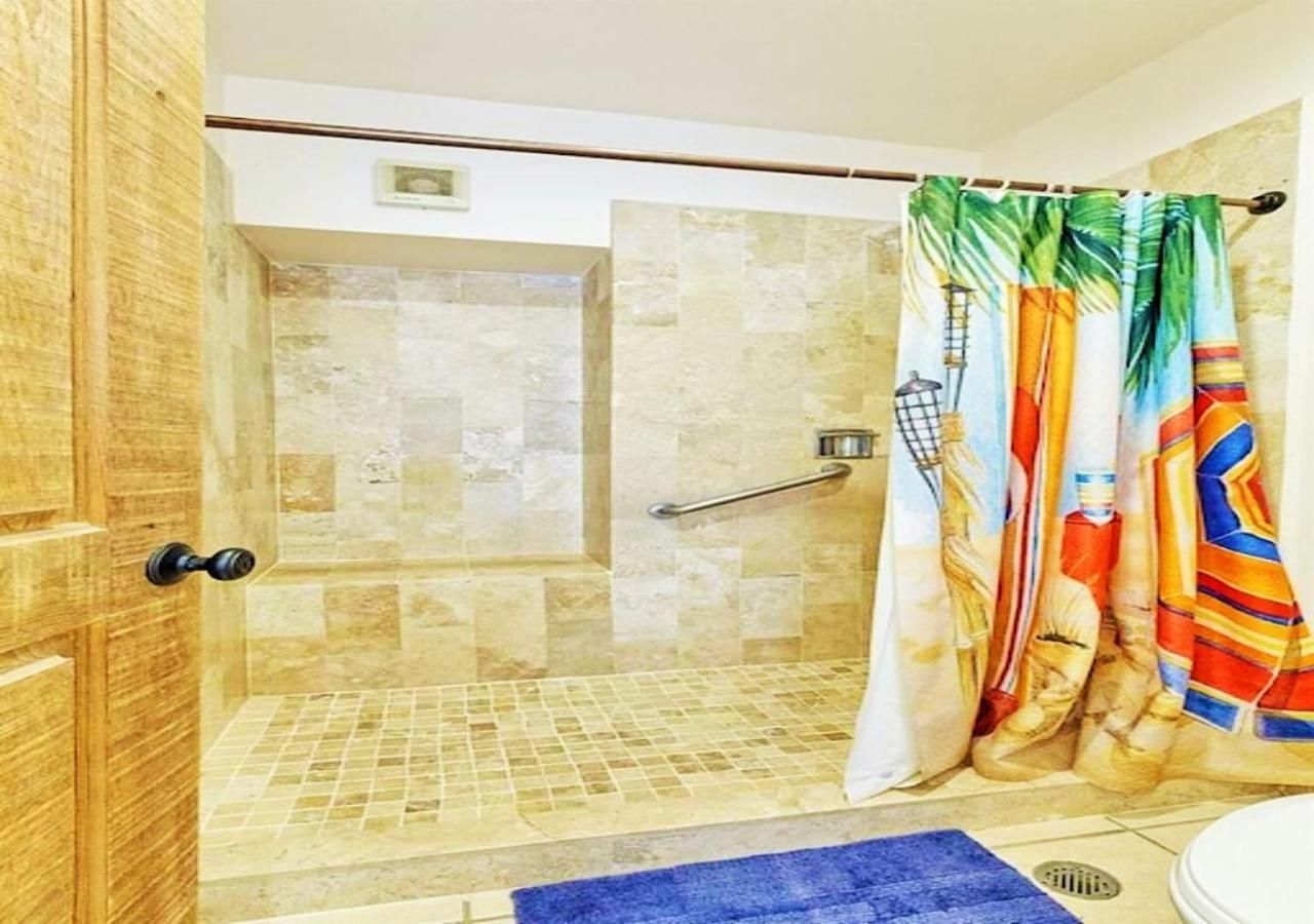 Right On The Beach! Rocky Point Condo Rental - 2 Bedroom Penthouse Beachfront Εξωτερικό φωτογραφία